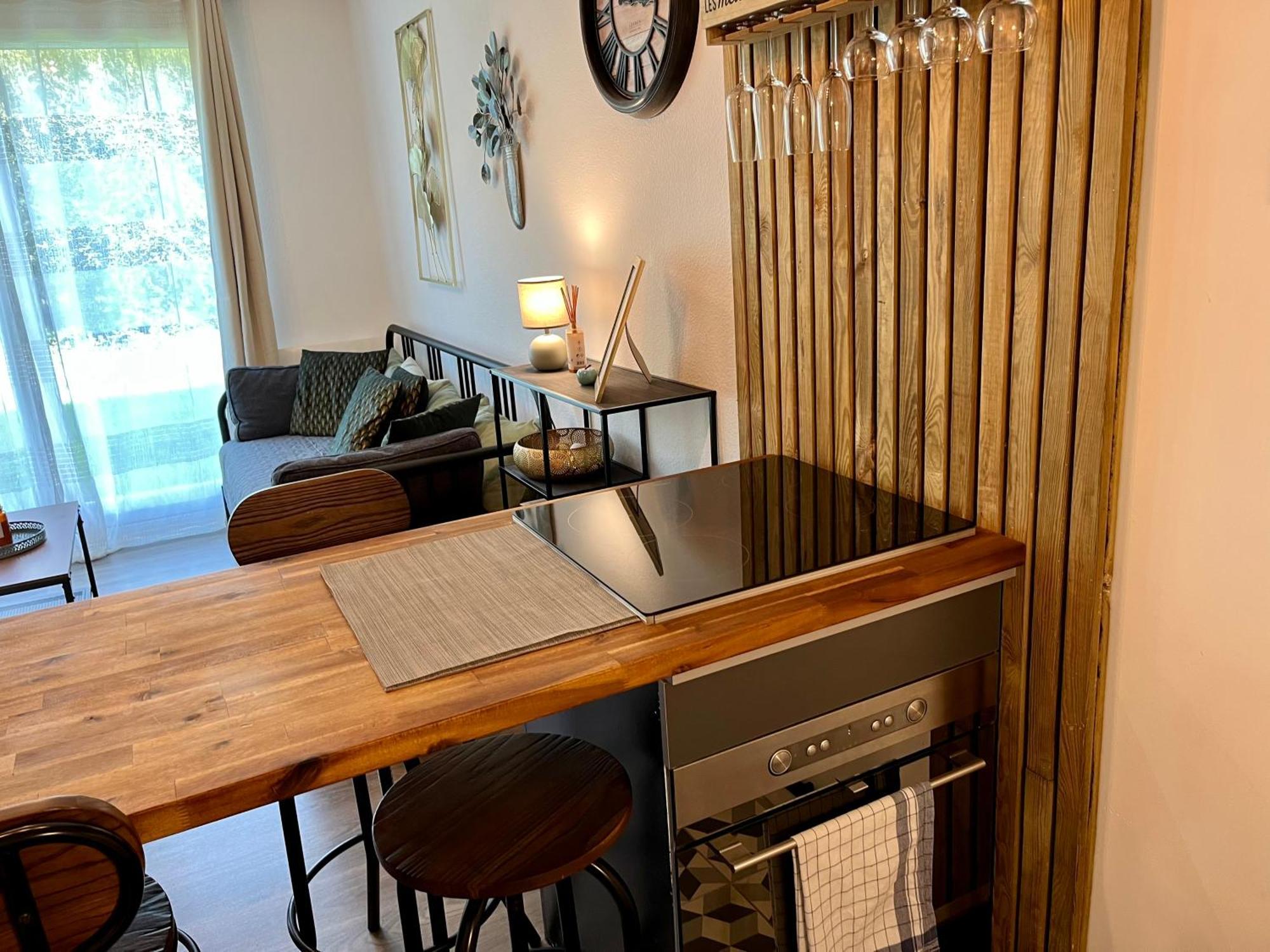 Appartement Le Freya Avec Terrasse A 5 Min Honfleur - Piscine - Parking - Wifi Équemauville Exteriér fotografie